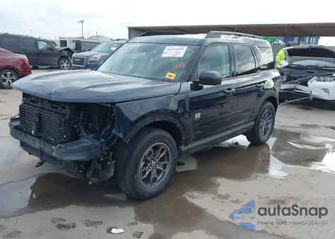 2022 Ford Bronco Sport Big Bend z USA, uszkodzony, nr VIN 3FMCR9B65NRD16702